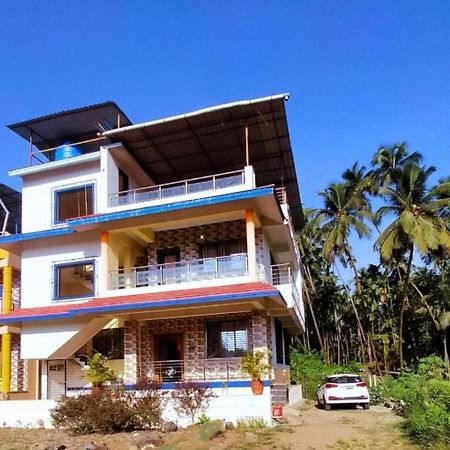 Bhakti Holiday Home Алибаг Екстериор снимка