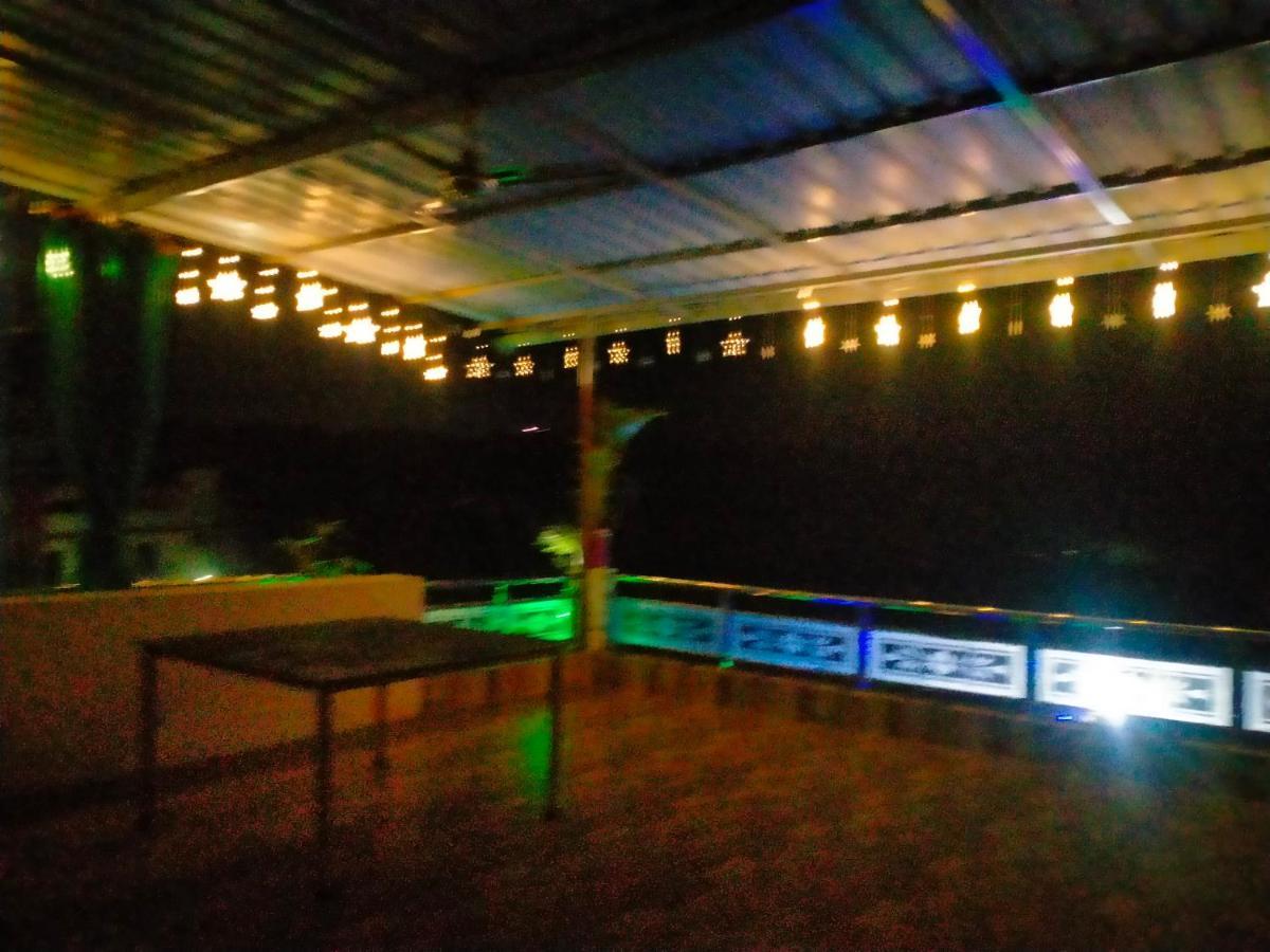 Bhakti Holiday Home Алибаг Екстериор снимка
